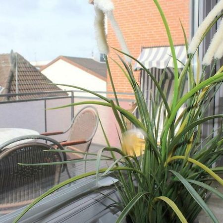 Appartment Vermietung Luetje ビューズム エクステリア 写真