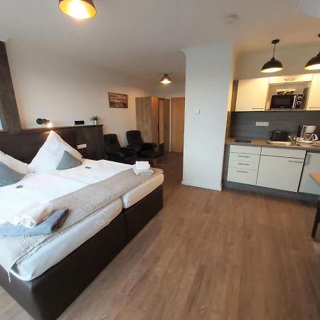 Appartment Vermietung Luetje ビューズム エクステリア 写真