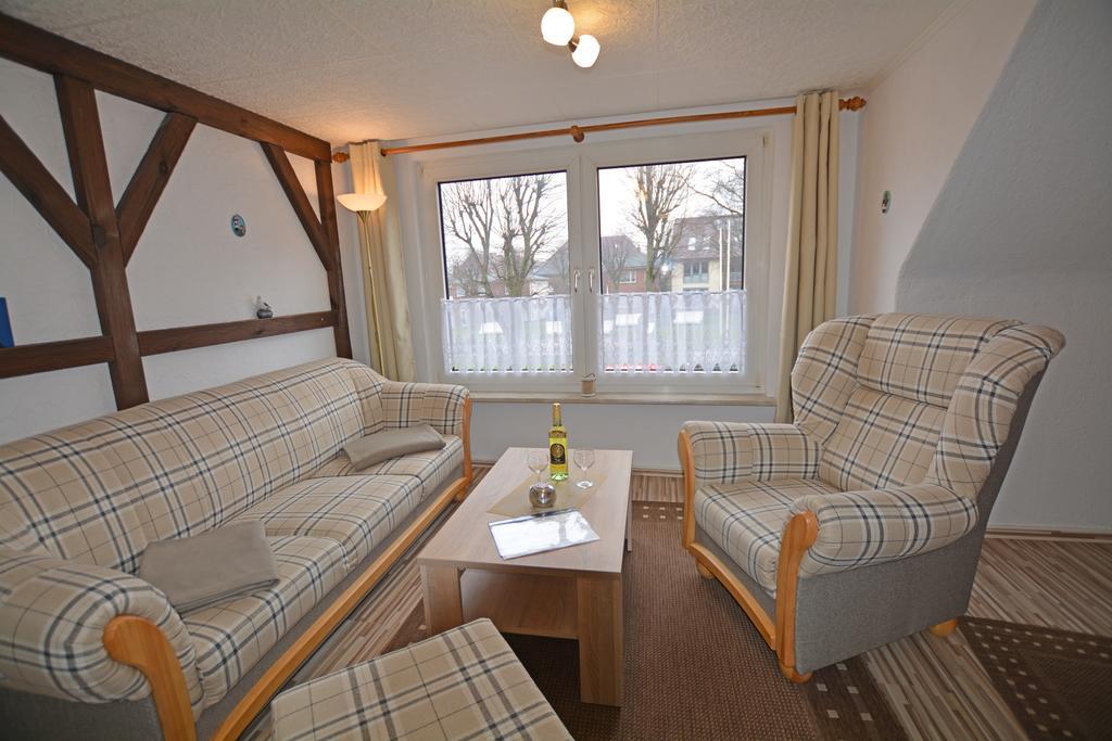 Appartment Vermietung Luetje ビューズム エクステリア 写真