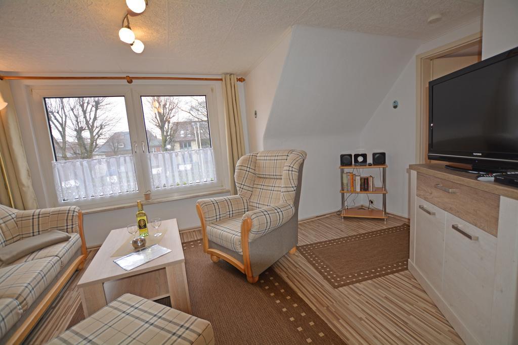 Appartment Vermietung Luetje ビューズム エクステリア 写真