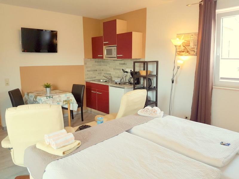 Appartment Vermietung Luetje ビューズム エクステリア 写真