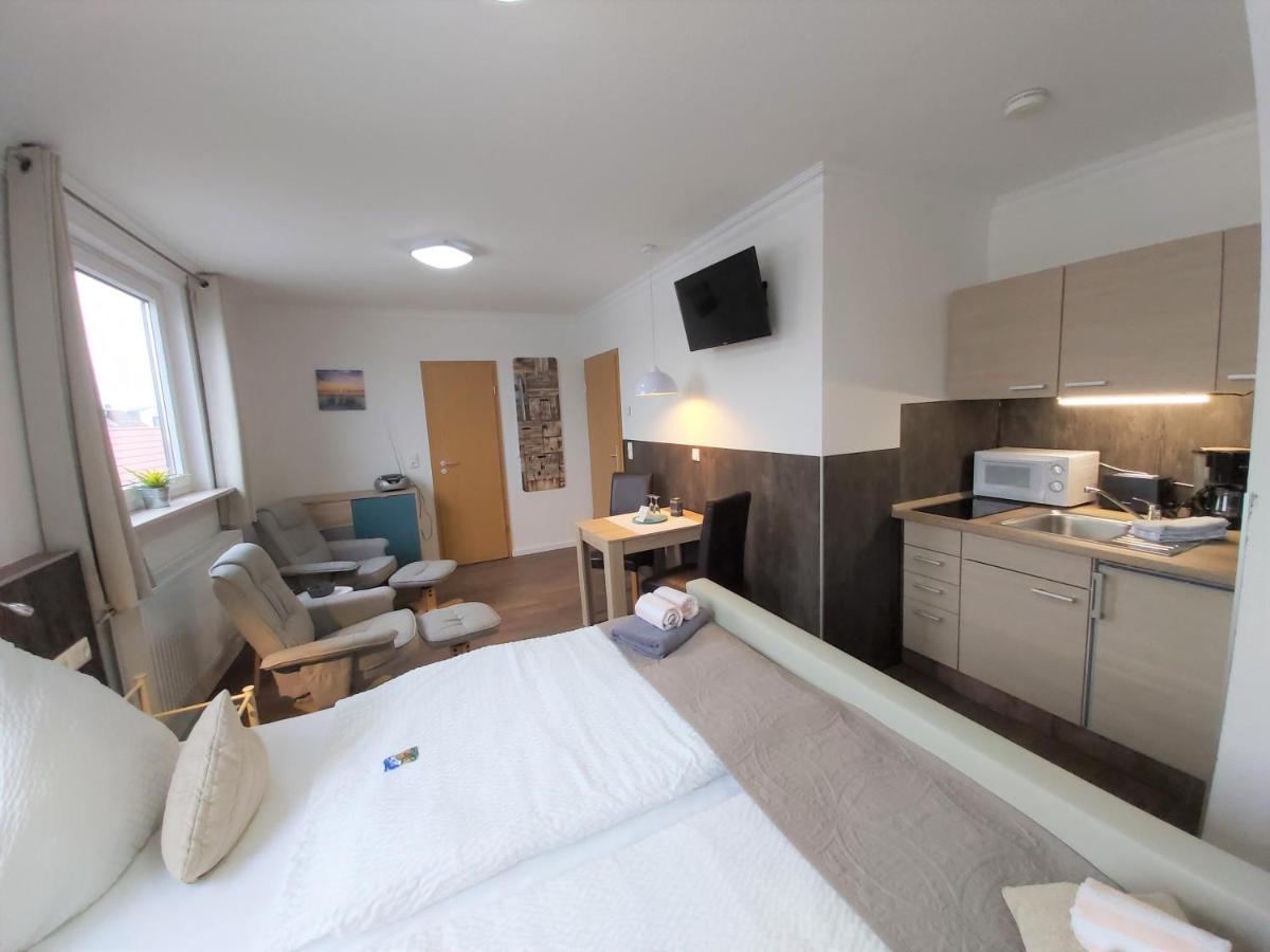 Appartment Vermietung Luetje ビューズム エクステリア 写真