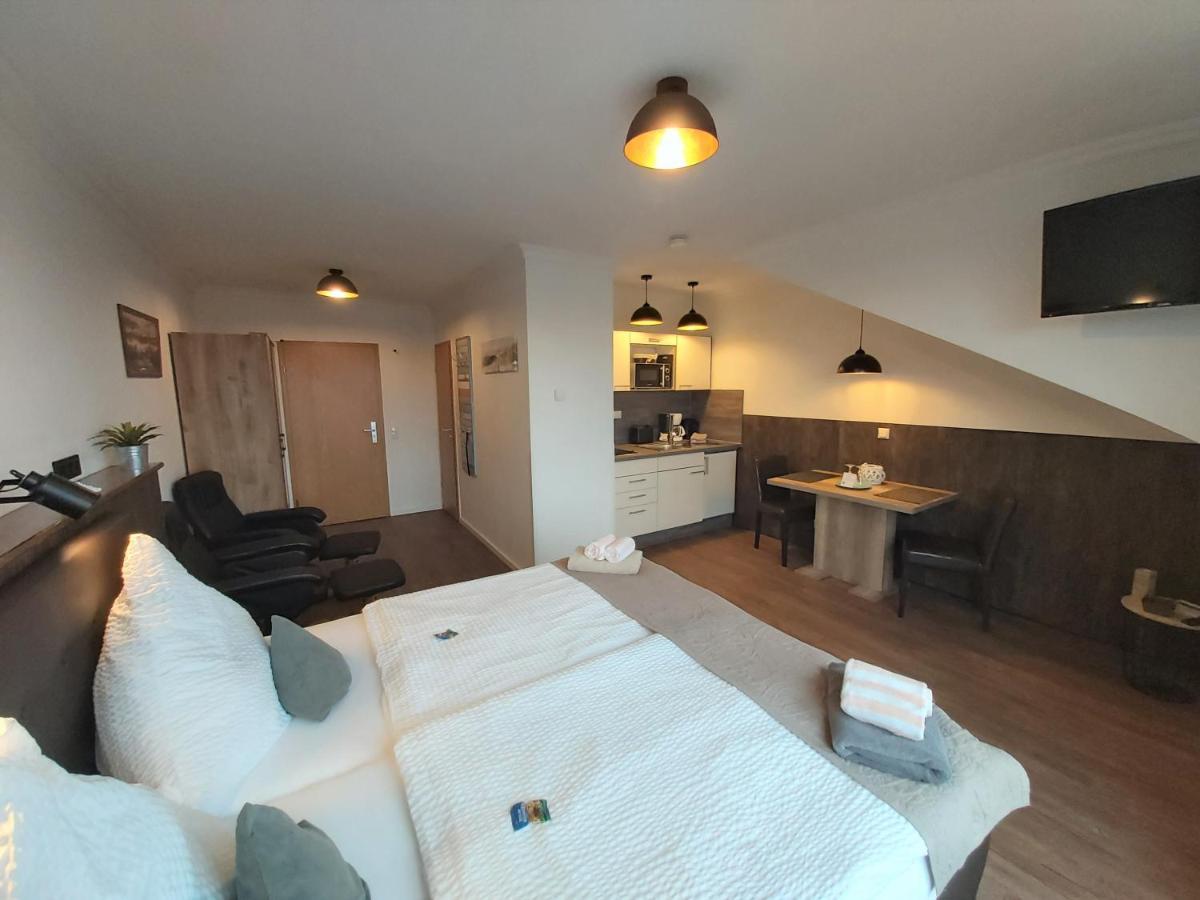 Appartment Vermietung Luetje ビューズム エクステリア 写真