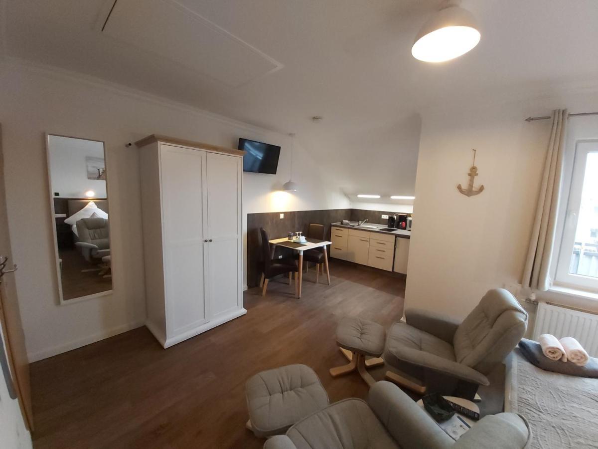 Appartment Vermietung Luetje ビューズム エクステリア 写真