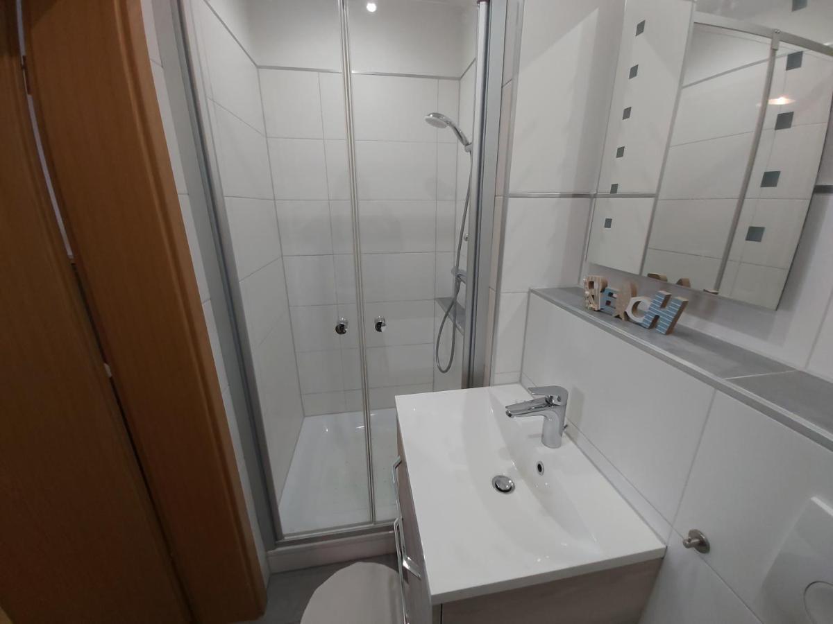 Appartment Vermietung Luetje ビューズム エクステリア 写真